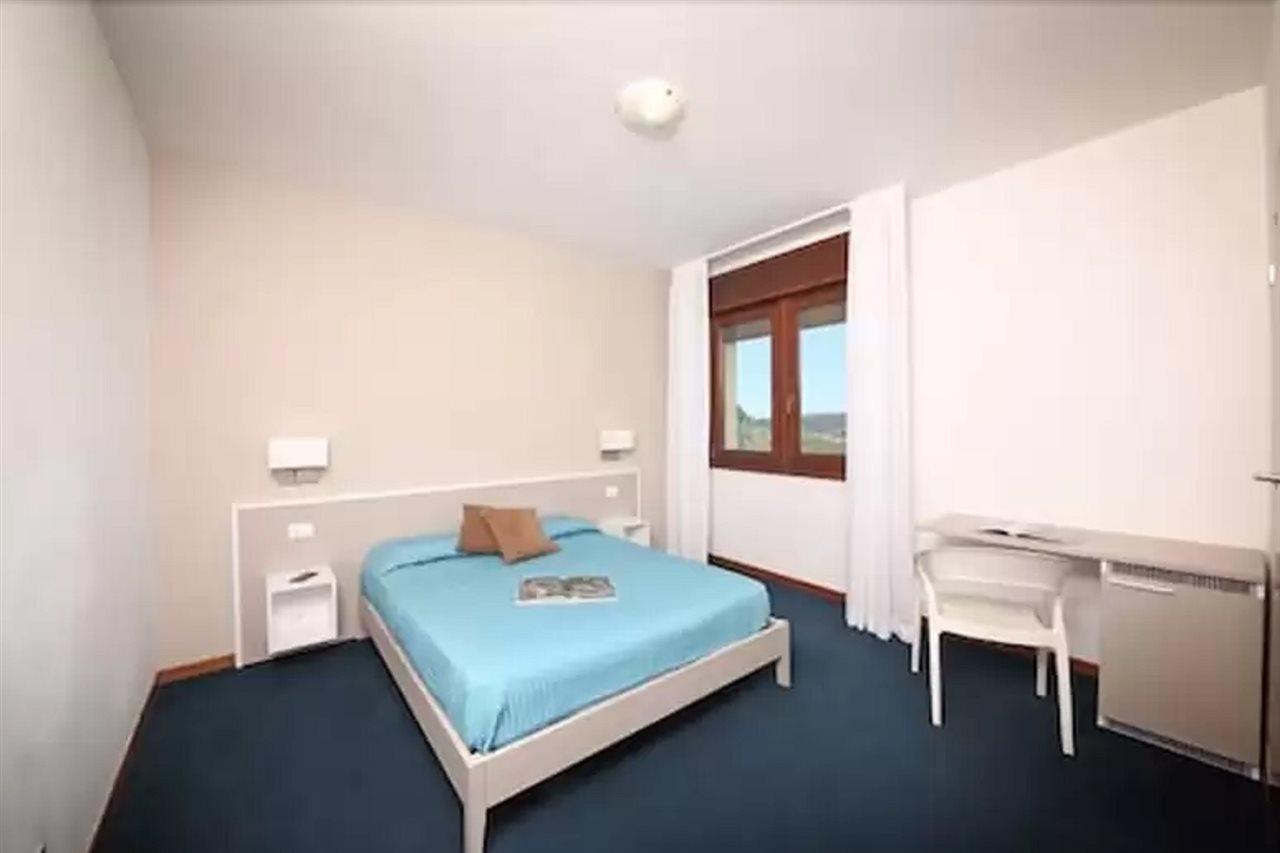 סאלו Blu Garda Hotel מראה חיצוני תמונה